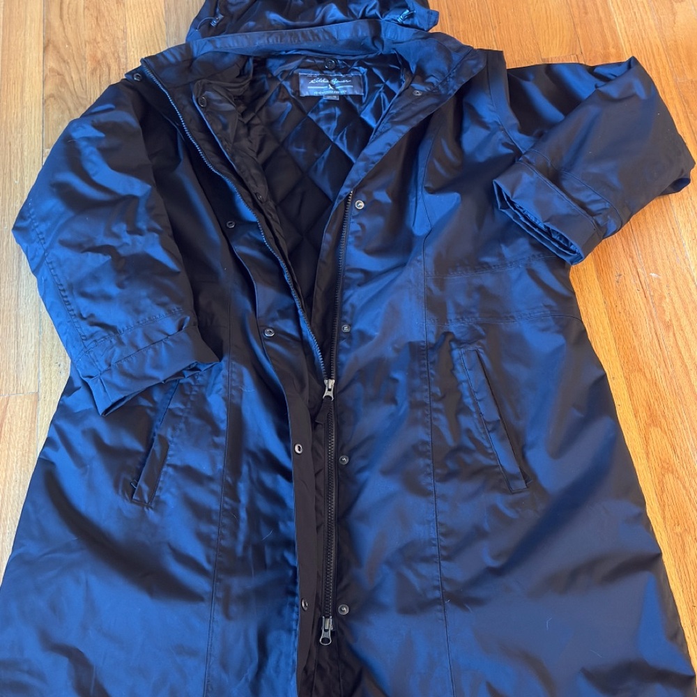 Eddie Bauer Women's weatheredge coat. Size 1x black